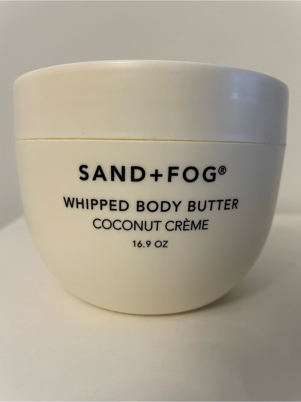 NWT SAND + FOG Coconut Crème Whipped Body Butter - 16.9 OZ / 480 G